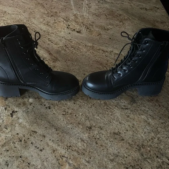 Madden Girl Black Lace-Up Boots - Picture 3 of 8